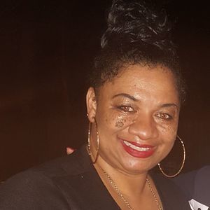 Meet your Posher, Pamela